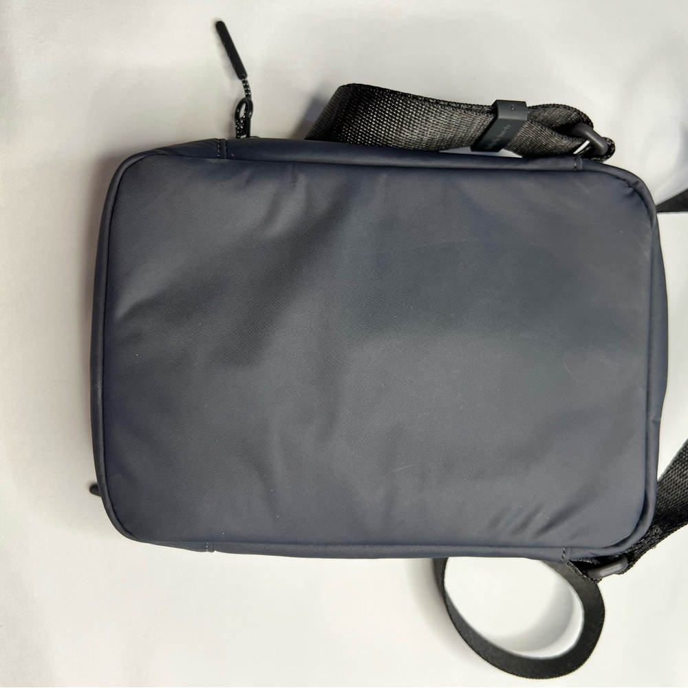 lululemon athletica Grey Crossbody Bag - Picture 6 of 8